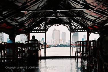 01 Thailand 2002 F1040037 Bangkok Hotelboot_478